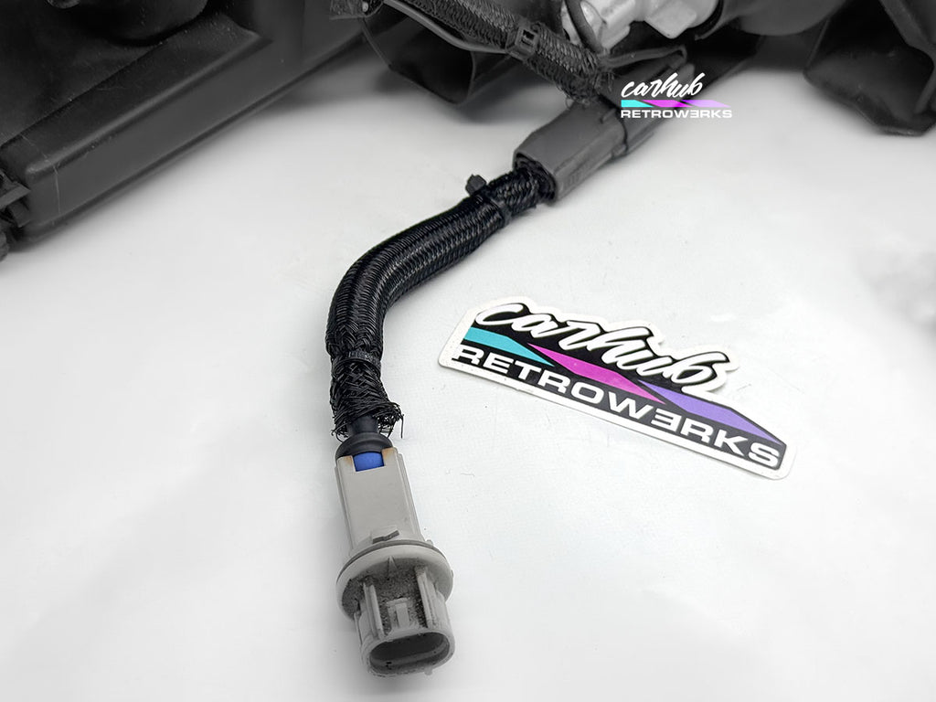 NB1 to NB2 Mazda MX-5 Miata NB Facelift Parking Light Harness Adapter Installed